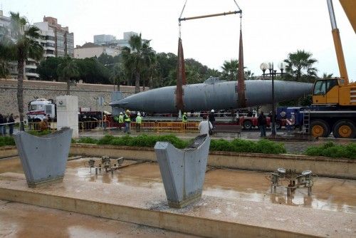 Traslado del sumarino Isaac Peral al museo naval en Cartagena