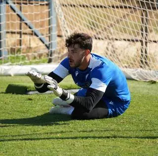 El Extremadura juega en el siempre difícil Lasesarre