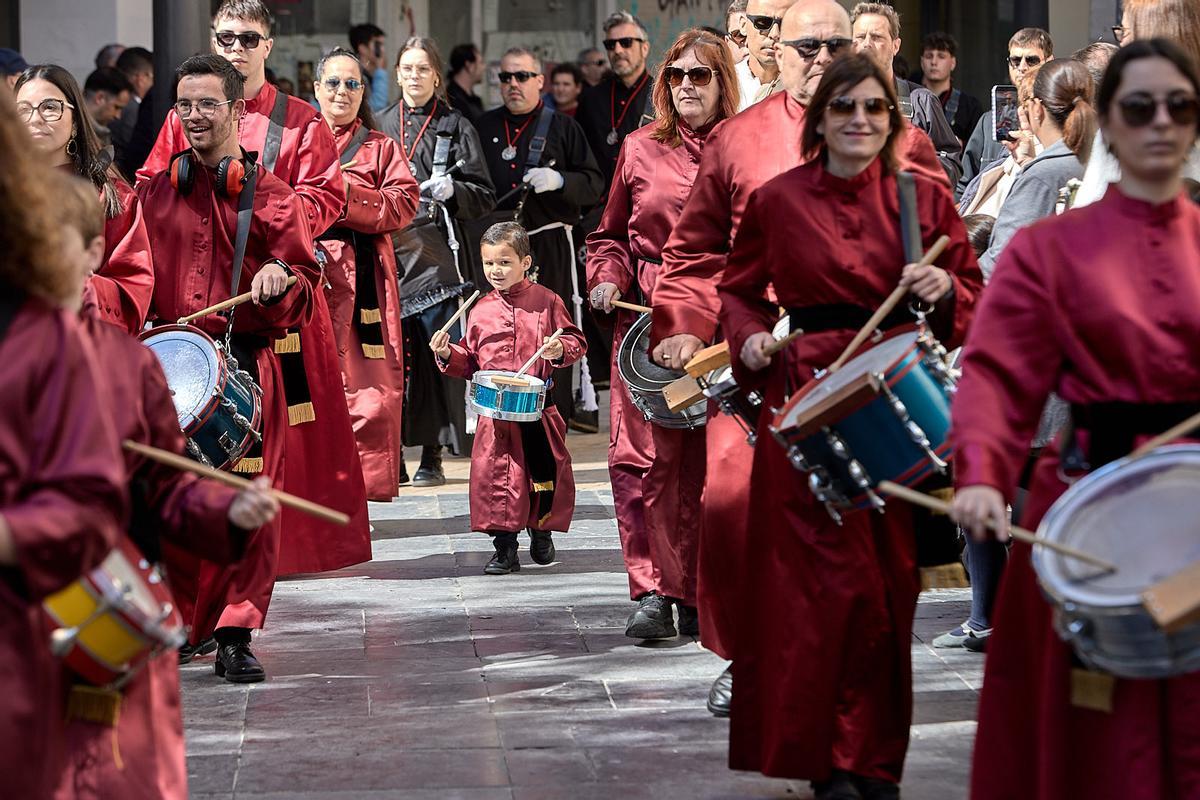 La Semana Santa de Gandia inicia el calendario de actividades con el pregón y la tamborrada