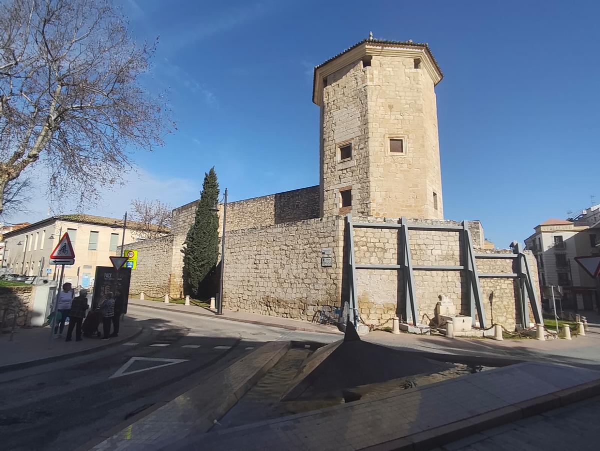 Aspecto exterior actual del Castillo del Moral de Lucena.