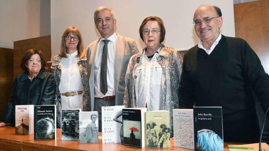 O secretario xeral de Política Lingüística, onte, na presentación dos finalistas.