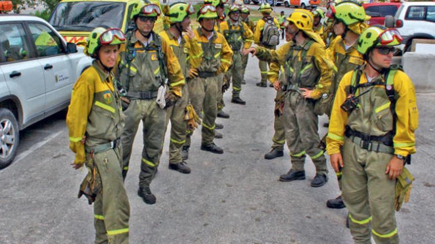 Los integrantes de la brigada contraincendios estuvieron entre los homenajeados.