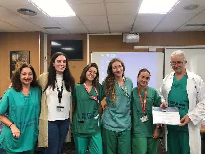 Cirugía general y Digestiva del CHUS, galardonado por un trabajo sobre 'Melanoma y ganglio centinela'