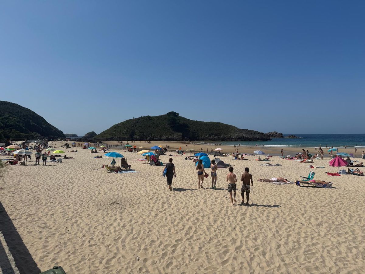 Playa de Barru (Llanes), en la tarde de este miércoles.