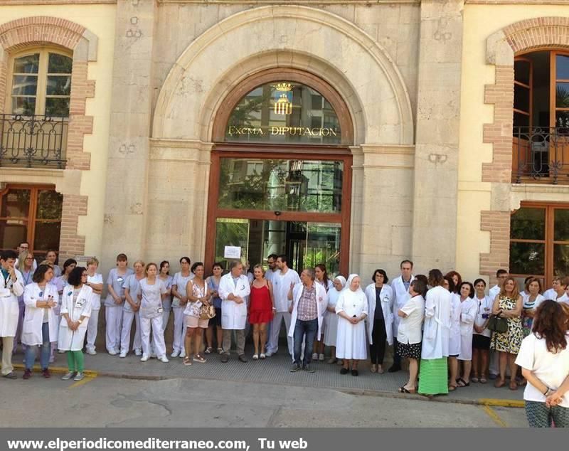 Minutos de silencio en homenaje a las víctimas de Barcelona y Cambrils