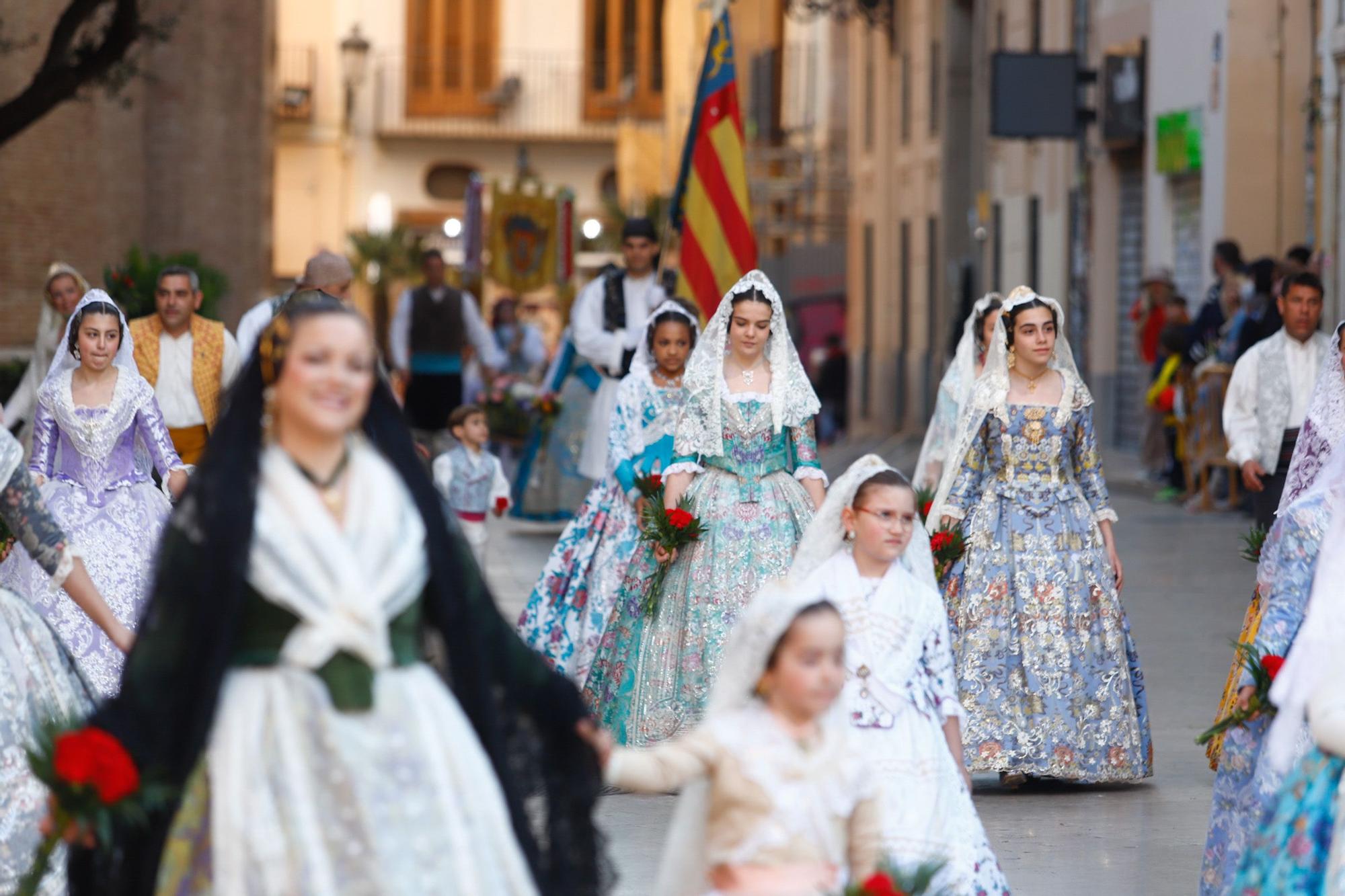 Búscate en el primer día de la Ofrenda en la calle San Vicente entre las 17:00 y las 18:00