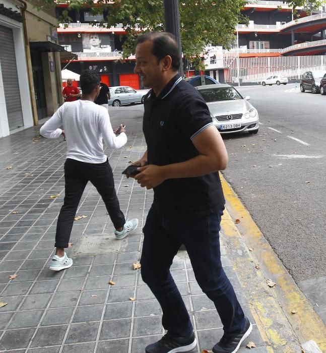 Cumbre para el traspaso de Negredo