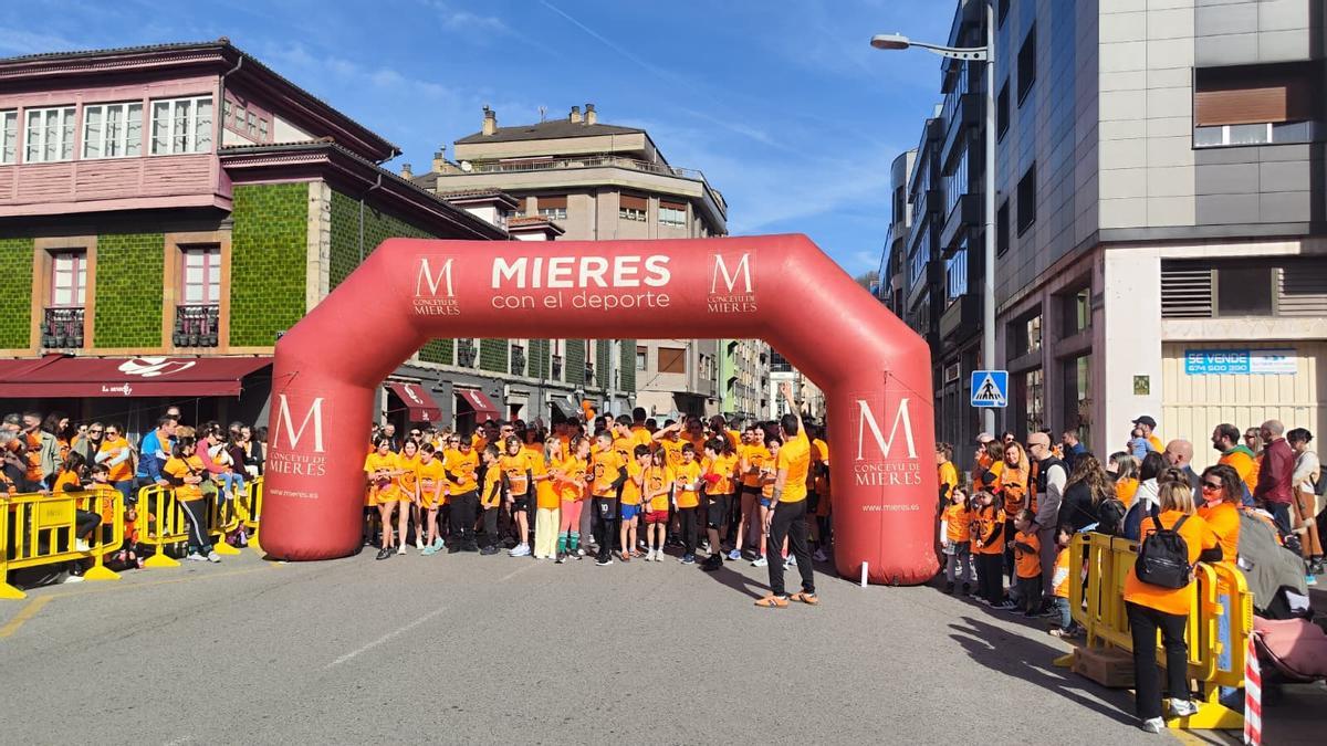 Un millar de personas en la Carrera Galbán de Mieres, ¿estuviste en la prueba?