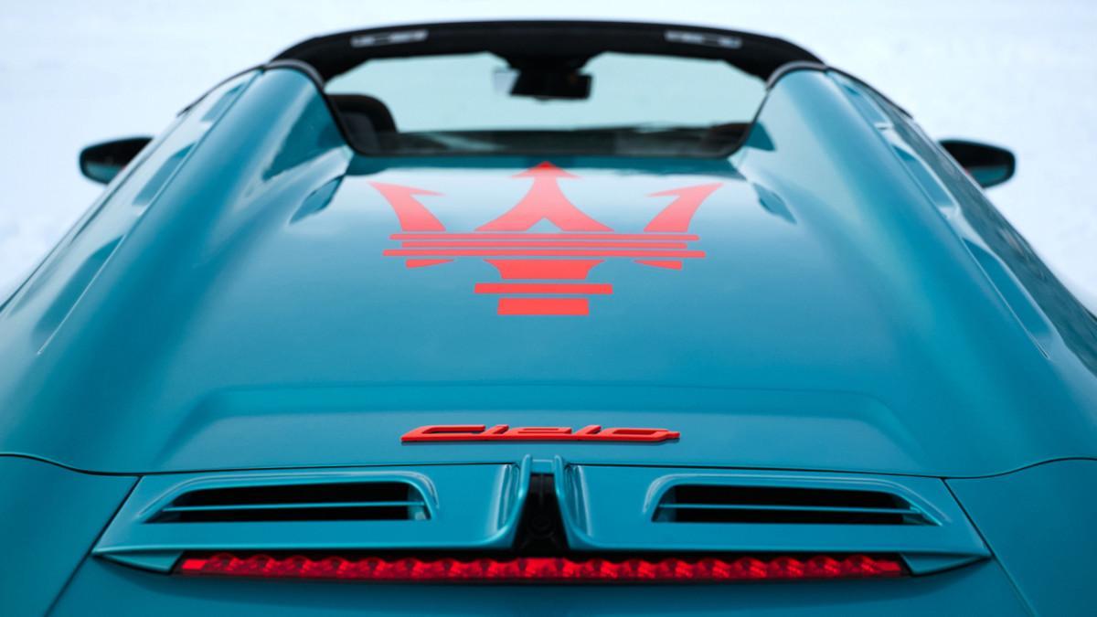 Maserati MC20 Cielo Frozen Magma en St. Moritz 2026