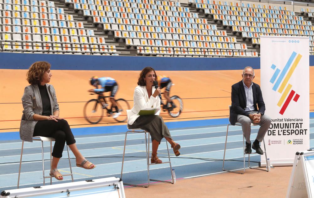 Presentación CEAR Ciclismo Velódromo Lluis Puig