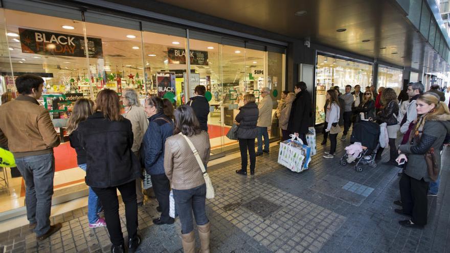 Zona comercial en la calle Colón