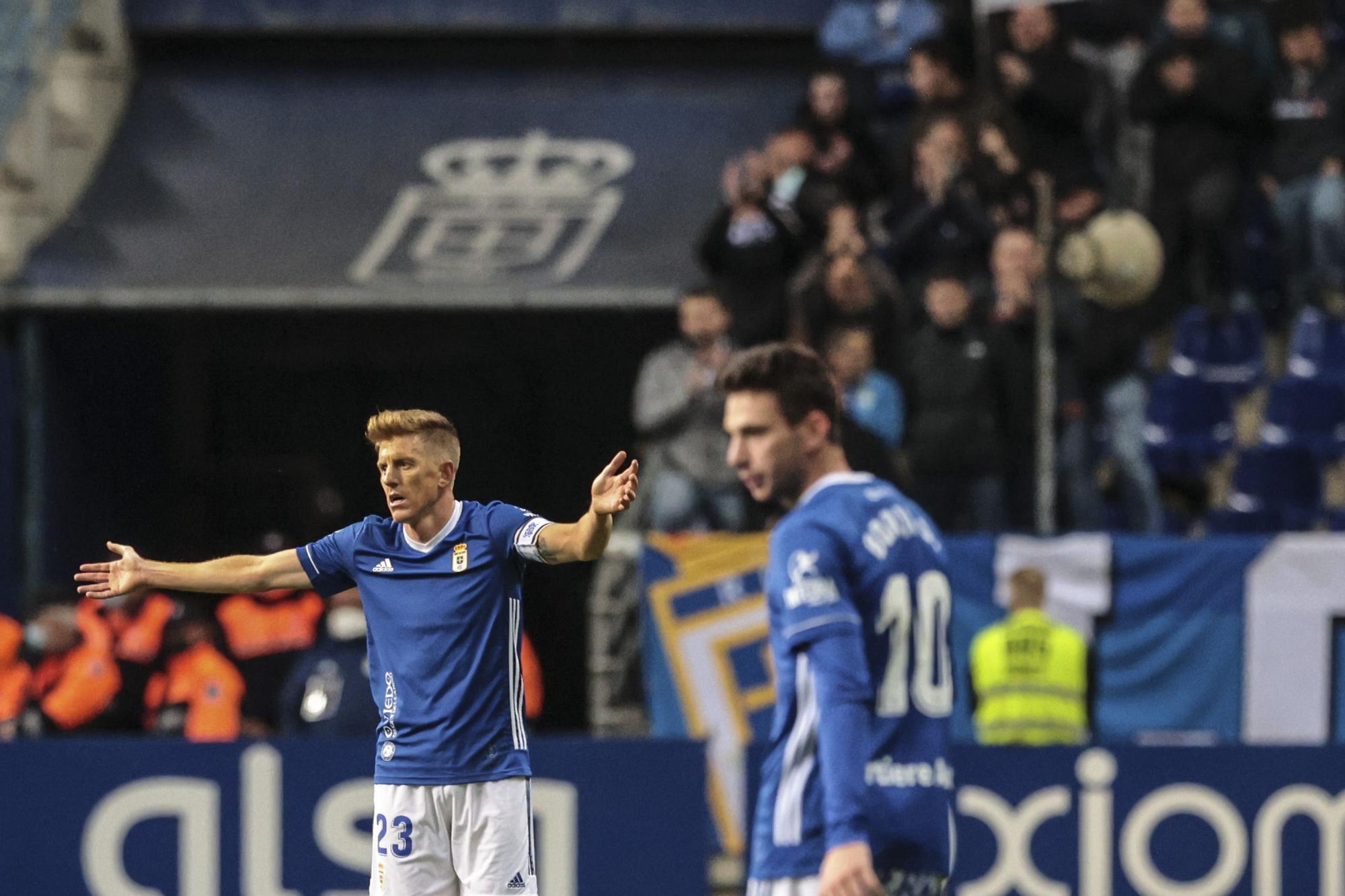 En imágenes: así fue el empate entre el Real Oviedo y Las Palmas