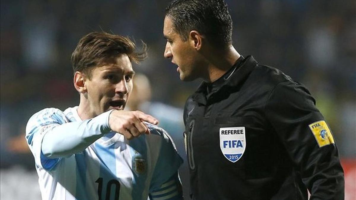 Messi se quejó al árbitro