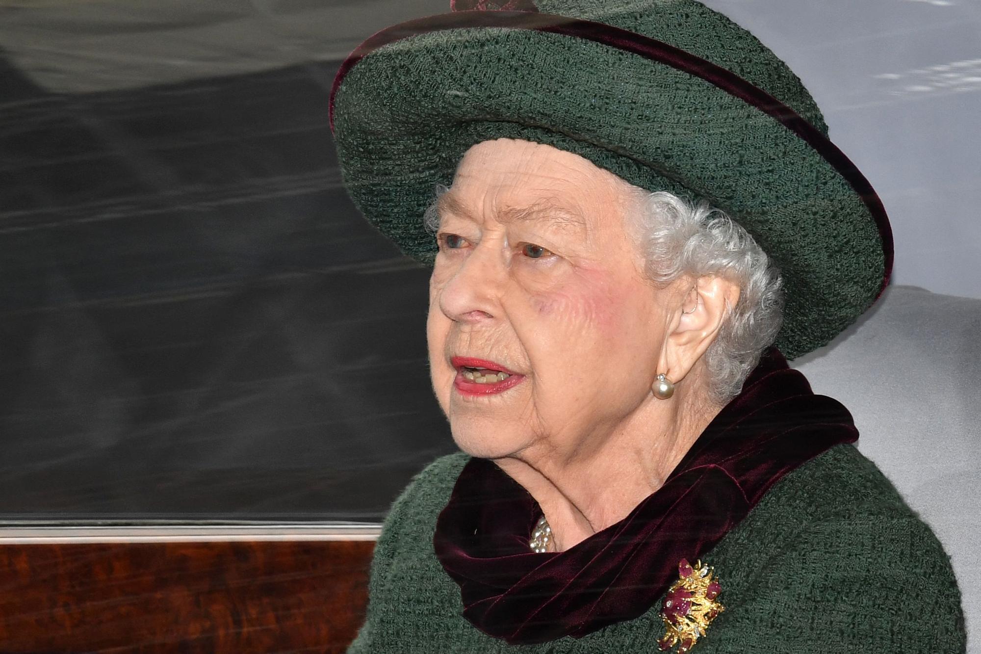 La reina Isabel II de Gran Bretaña después de asistir a un servicio de acción de gracias para el príncipe Felipe, duque de Edimburgo, en la Abadía de Westminster en el centro de Londres el 29 de marzo de 2022.
