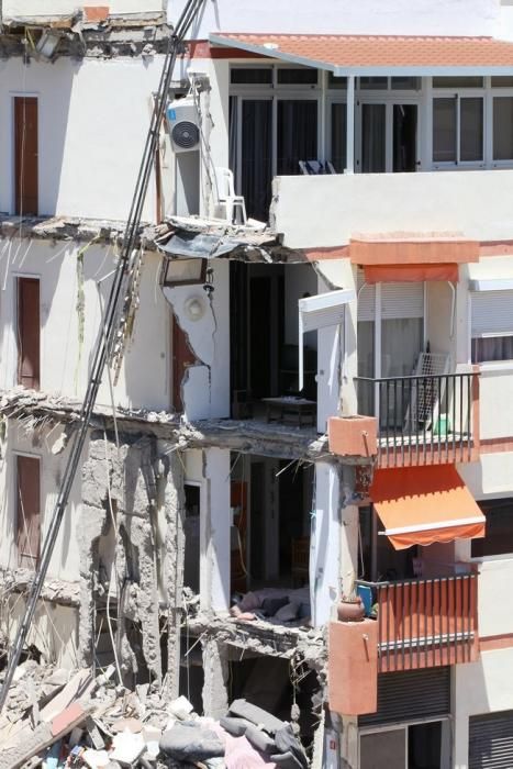 Derrumbe de un edificio de viviendas en Los Cristianos