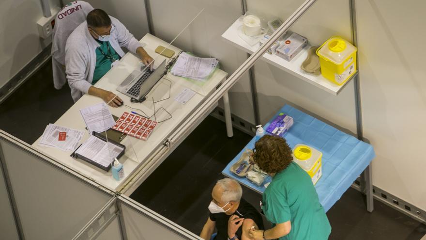 Los casos nuevos de coronavirus en la provincia de Alicante suben a 74 este viernes