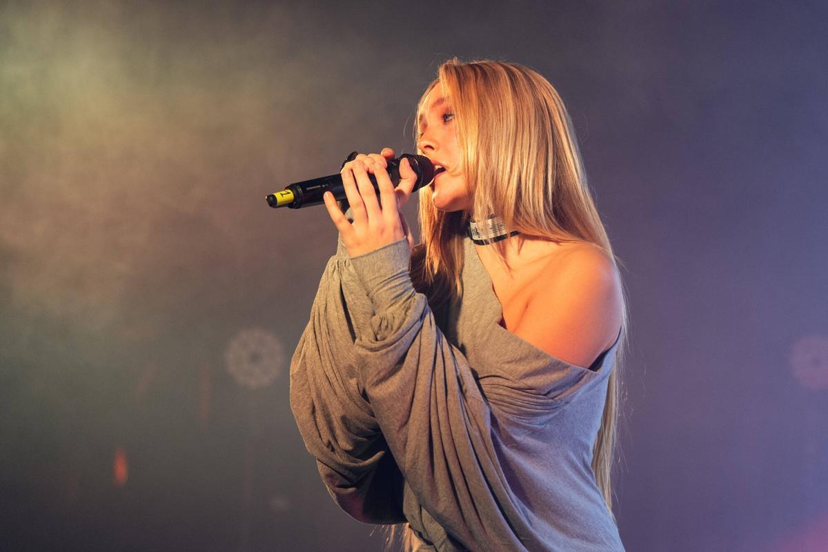 Maria Hein, àngel, samurai i pitonissa