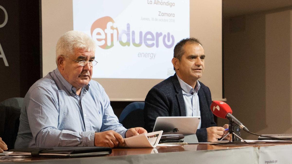 Bernardo Casado, a la izquierda, junto a José Luis Pascual