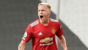 Solskjaer explica la suplencia de Van de Beek