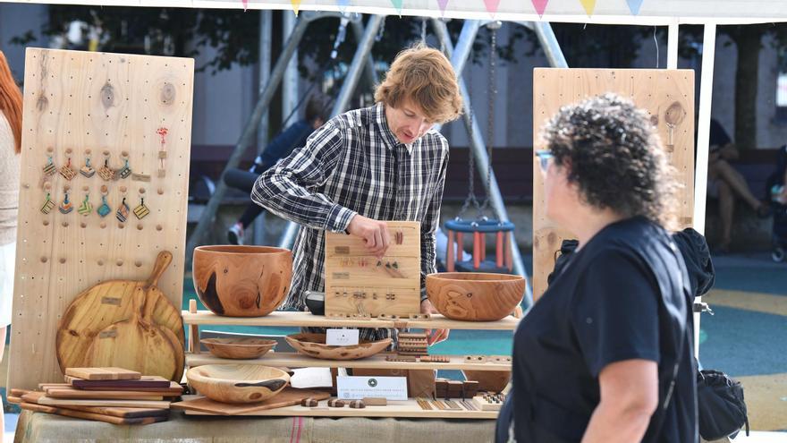 Mercado ecológico en Campo da Leña