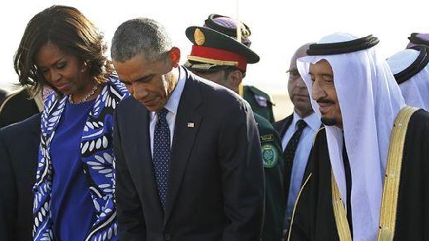 Michelle Obama enfada a Arabia Saudí por no llevar velo