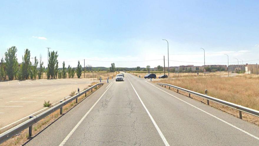 Imagen del cruce de Los Salados en la carretera N-525, donde se ha proyectado la glorieta.