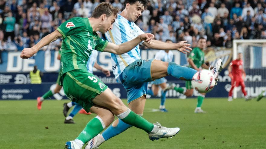 Málaga CF - Racing de Santander en directo: penúltima jornada de la Liga Hypermotion