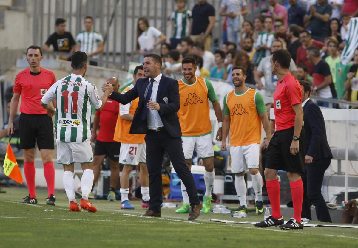 Fotogalería / Goleada del Córdoba CF ante el Real Oviedo