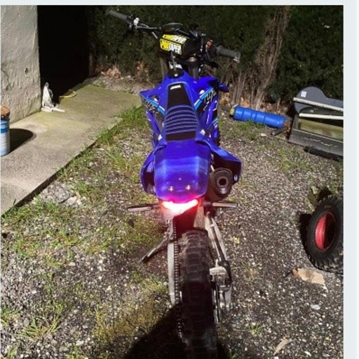 La moto intervinguda per la policia a Empuribrava.