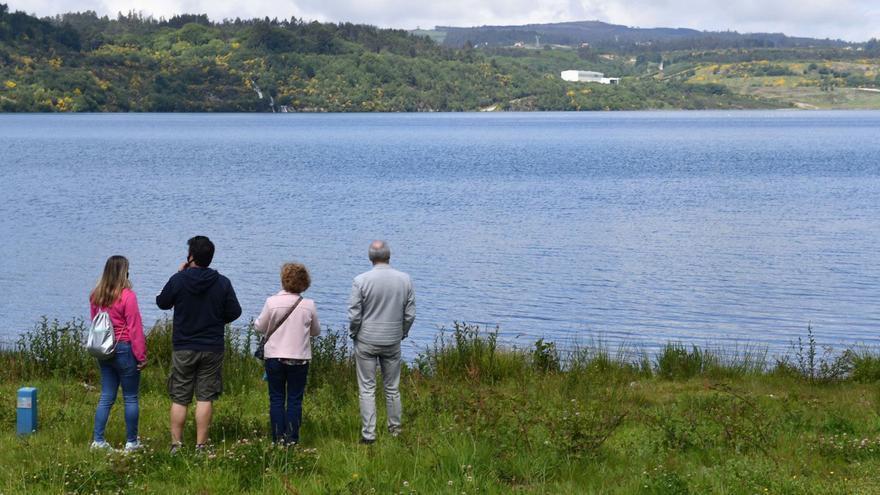 La Xunta deja en manos del Concello la obra para traer agua a A Coruña desde Meirama