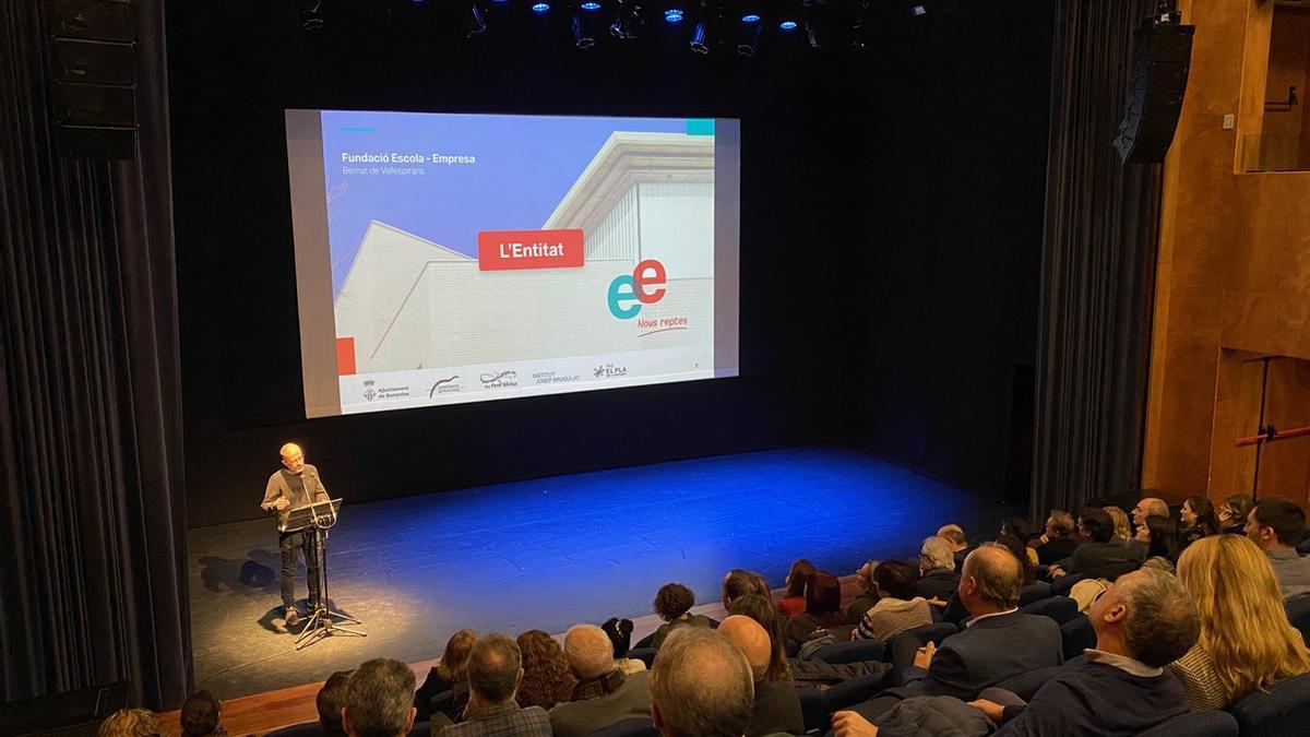 L’Auditori de l’Ateneu de Banyoles va acollir ahir l’acte de presentació de la nova etapa de la Fundació.