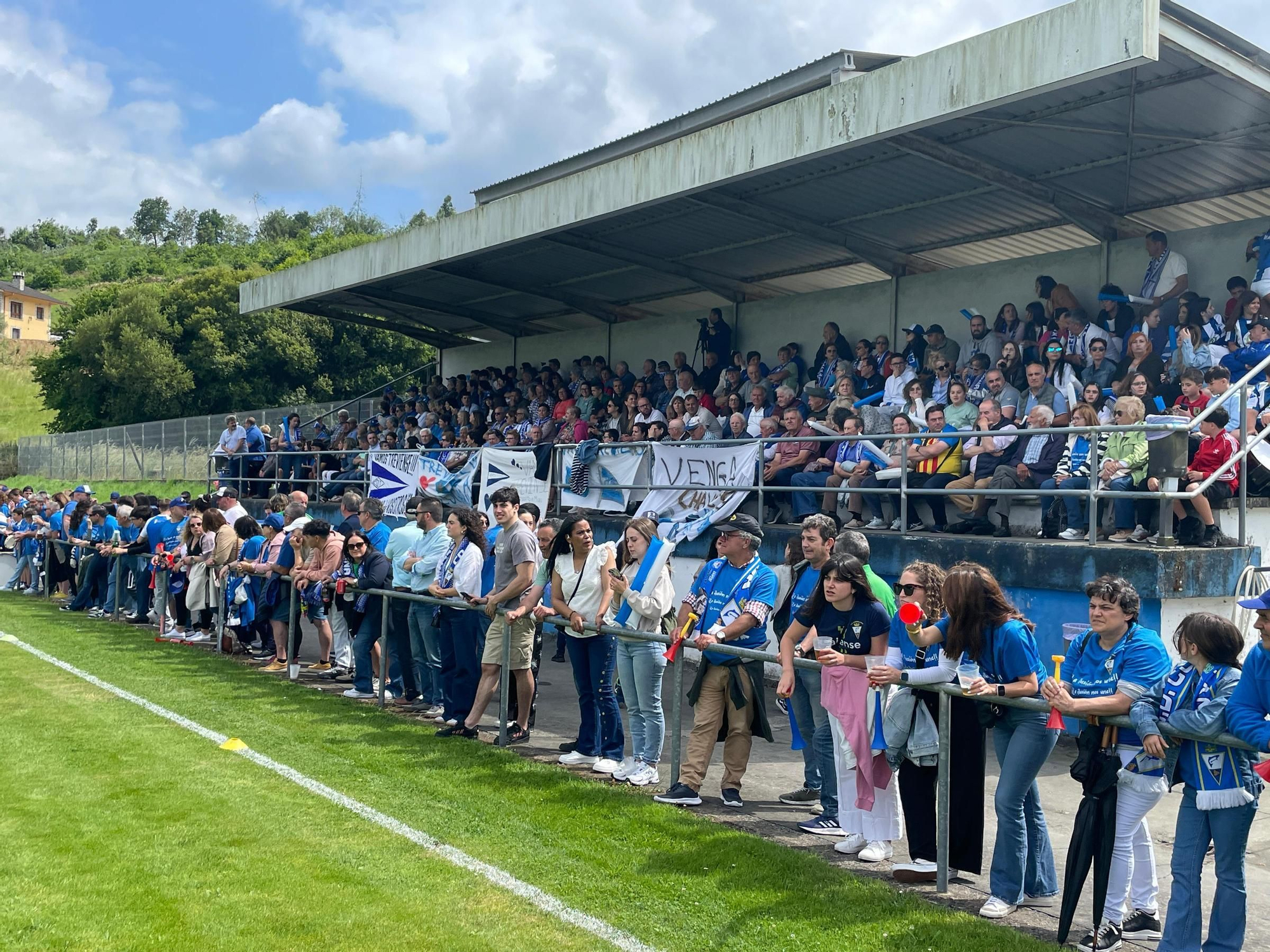 En imágenes: Así fue el duelo entre el Treviense y el Cornellana por un puesto en segunda