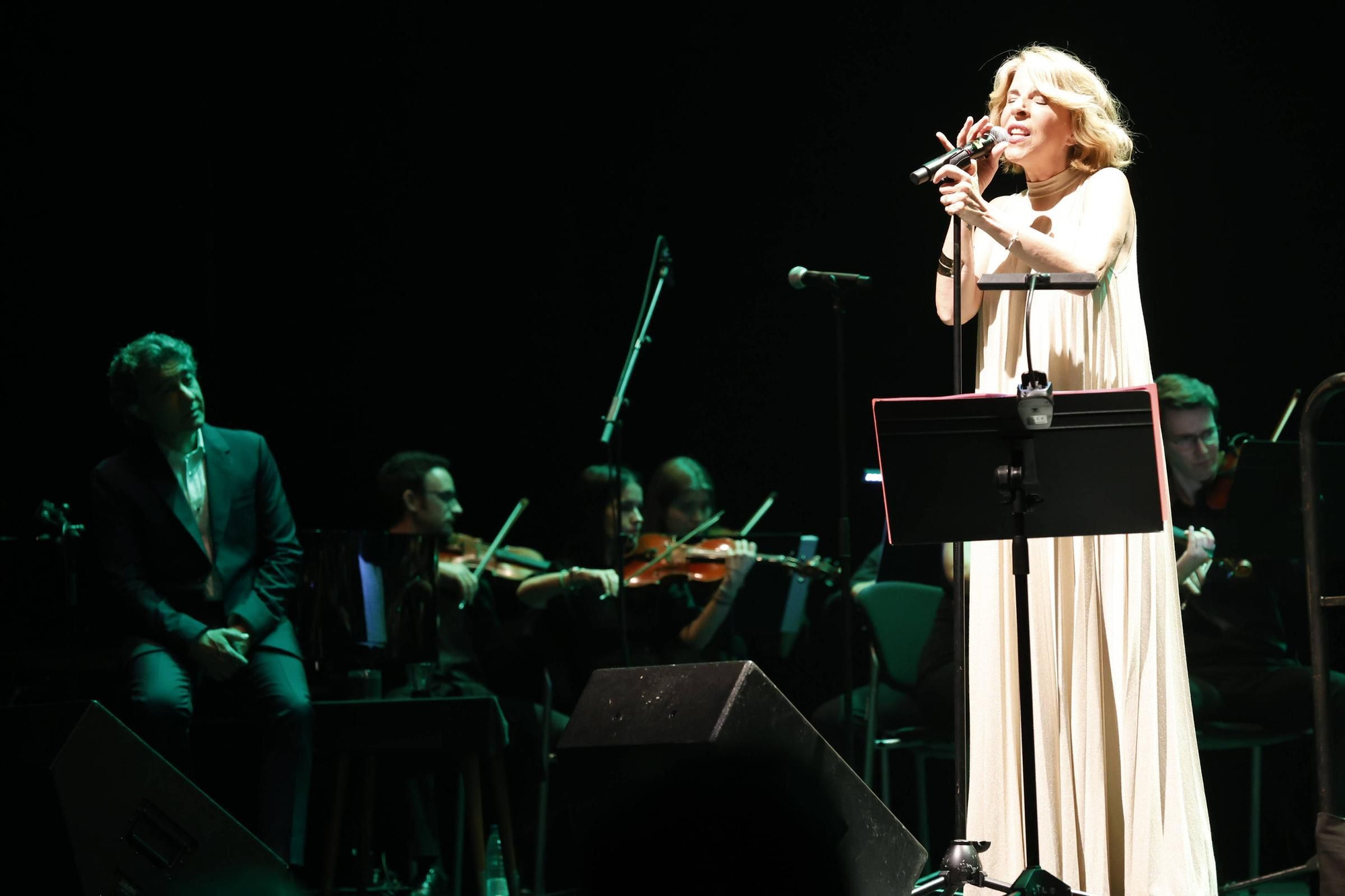 Así fue el concierto de Sole Giménez y Juan Valderrama en Gijón (en imágenes)