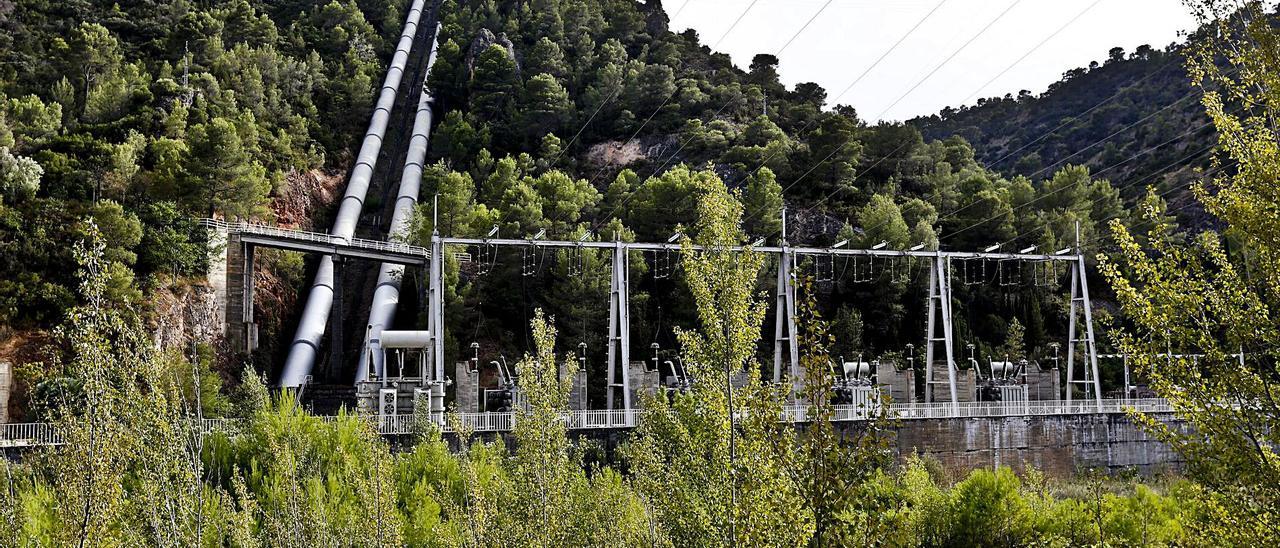 El Ministerio para la Transición Ecológica no cede en su intención de subir el caudal ecológico en el tramo Bolarque-Aranjuez.