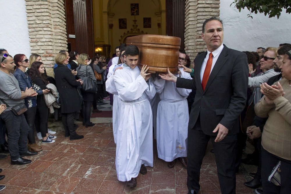 CIENTOS DE PERSONAS DESPIDEN A PABLO RÁEZ Y ...