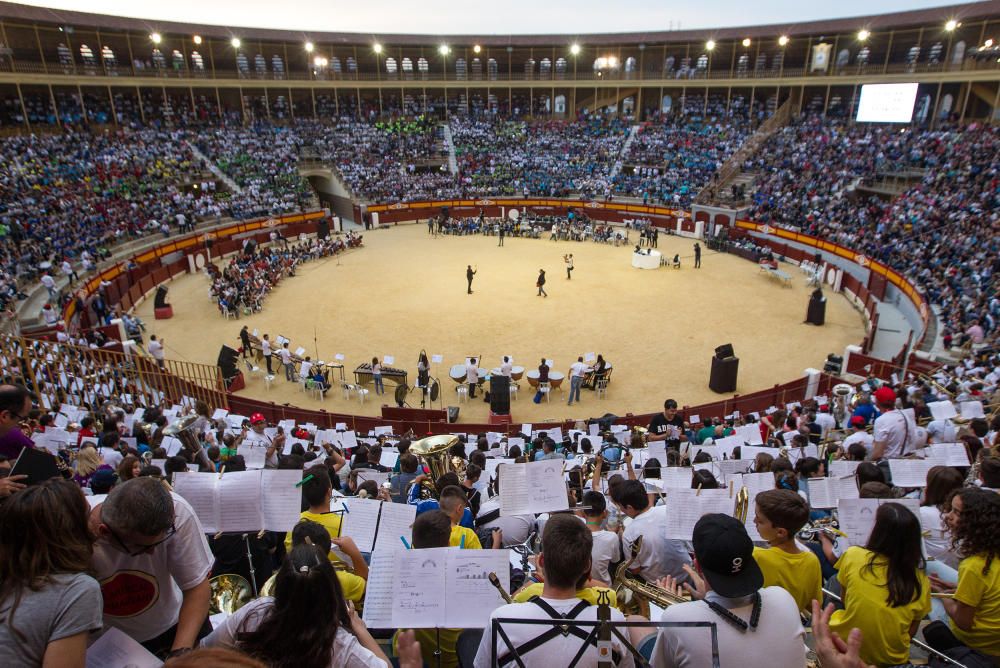 Una clase musical multitudinaria bate el Guinness World Records en Alicante