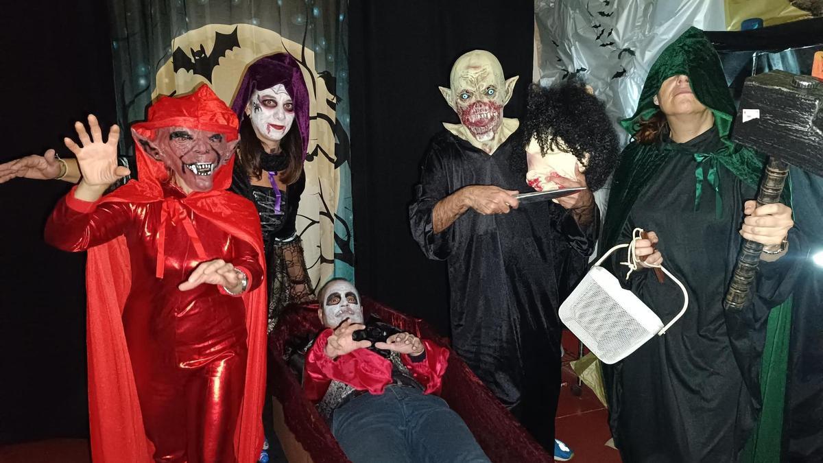 Participantes en el Halloween de La Fresneda.