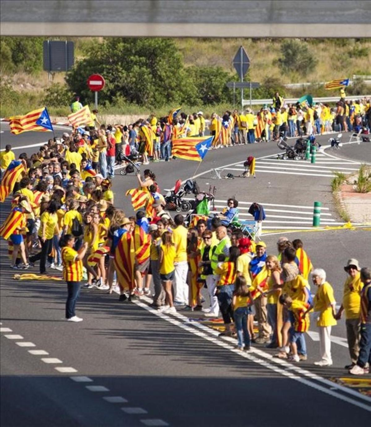 nnavarro23575775 sociedad tema del dia  via catalana diada nacional de catalu160909201203