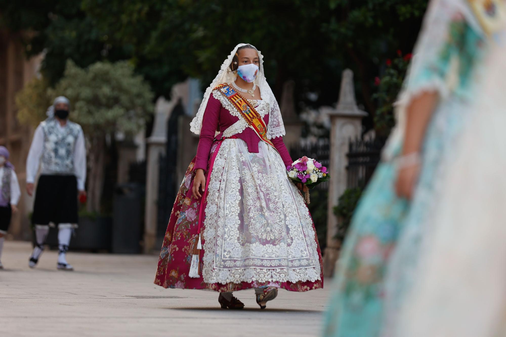 Búscate en el segundo día de Ofrenda por la calle Caballeros (entre las 19.00 y las 20.00 horas)