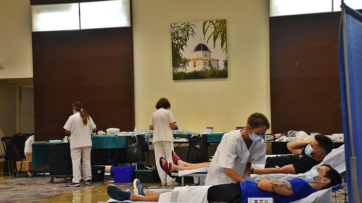 Una de las donaciones de sangre realizadas este año en Carlet. | LEVANTE-EMV