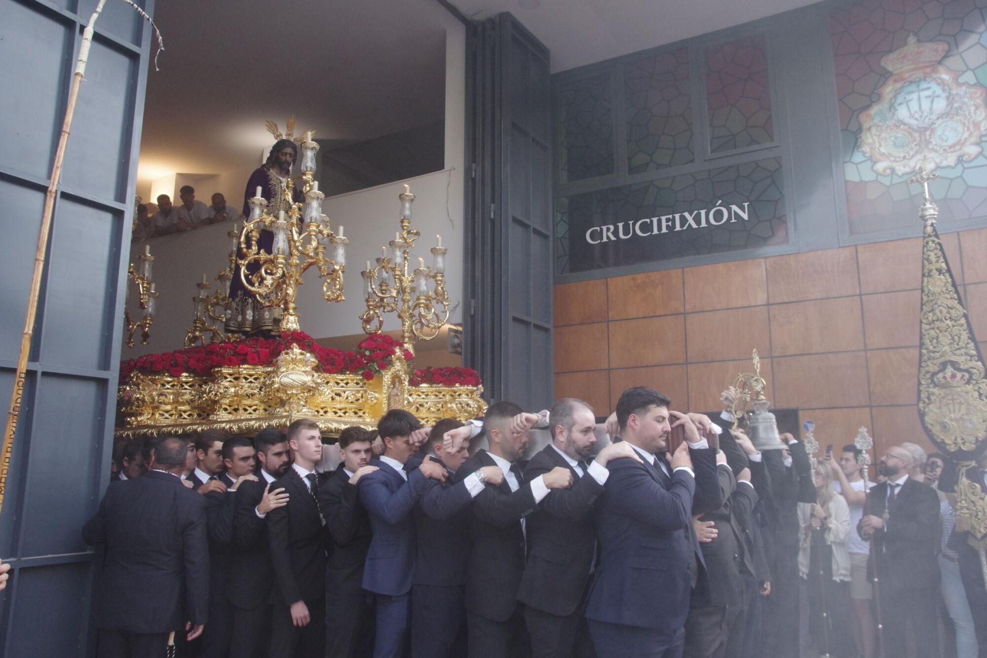 Salida extraordinaria del Señor de la Soledad por el 25 aniversario de su bendición