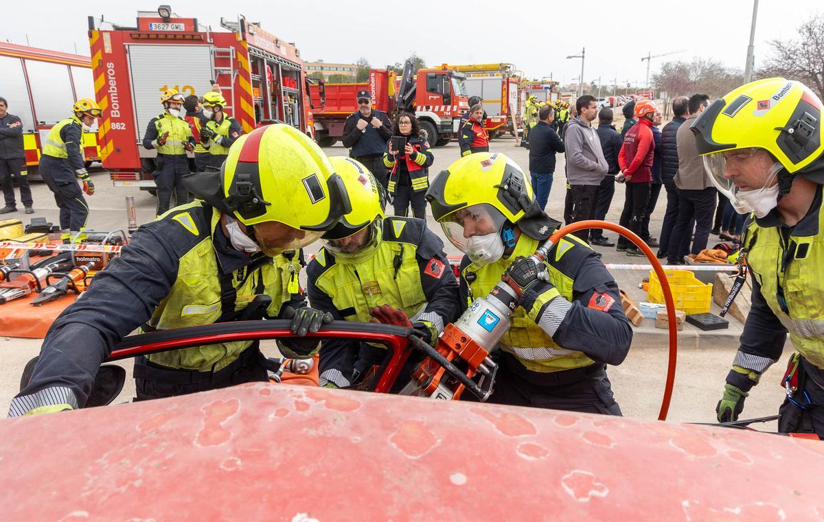 Así ha sido el simulacro por tsunami en Torrevieja del que ha avisado el Es-Alert