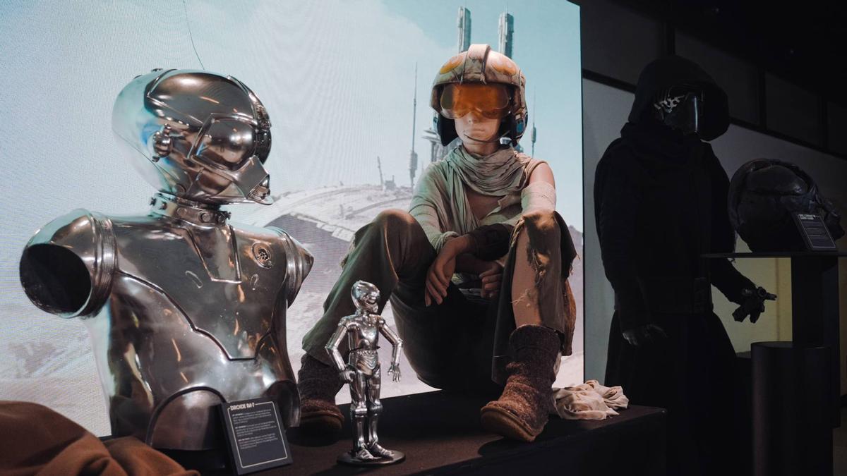 Imagen de la exposición 'Rebels beyond the galaxy' en Casa Cupra Raval.