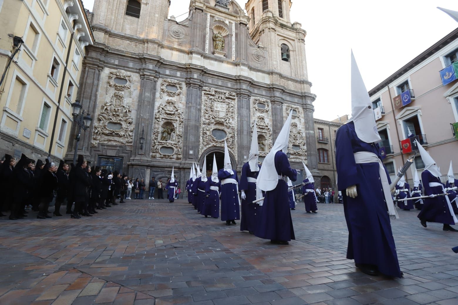 En imágenes | Procesiones del Jueves Santo en Zaragoza