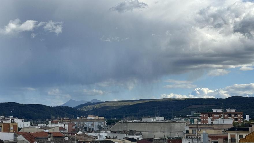 El agua escasea en la Ribera: sólo uno de los últimos 16 meses ha registrado 100 litros de lluvia