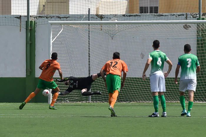 Fubol Tercera. Partido: Estrella # Haría C.F., ...