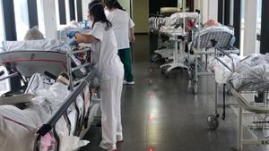 Dèficit sanitari: gairebé la meitat dels espanyols han esperat fins a quatre hores a urgències