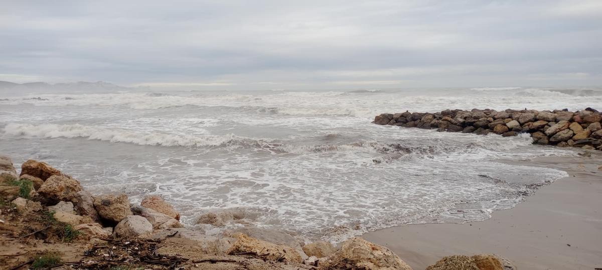 Las mejores imágenes del temporal de mar en Cullera