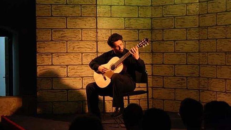 Ivànovic actuó ayer en el Claustro de San José.