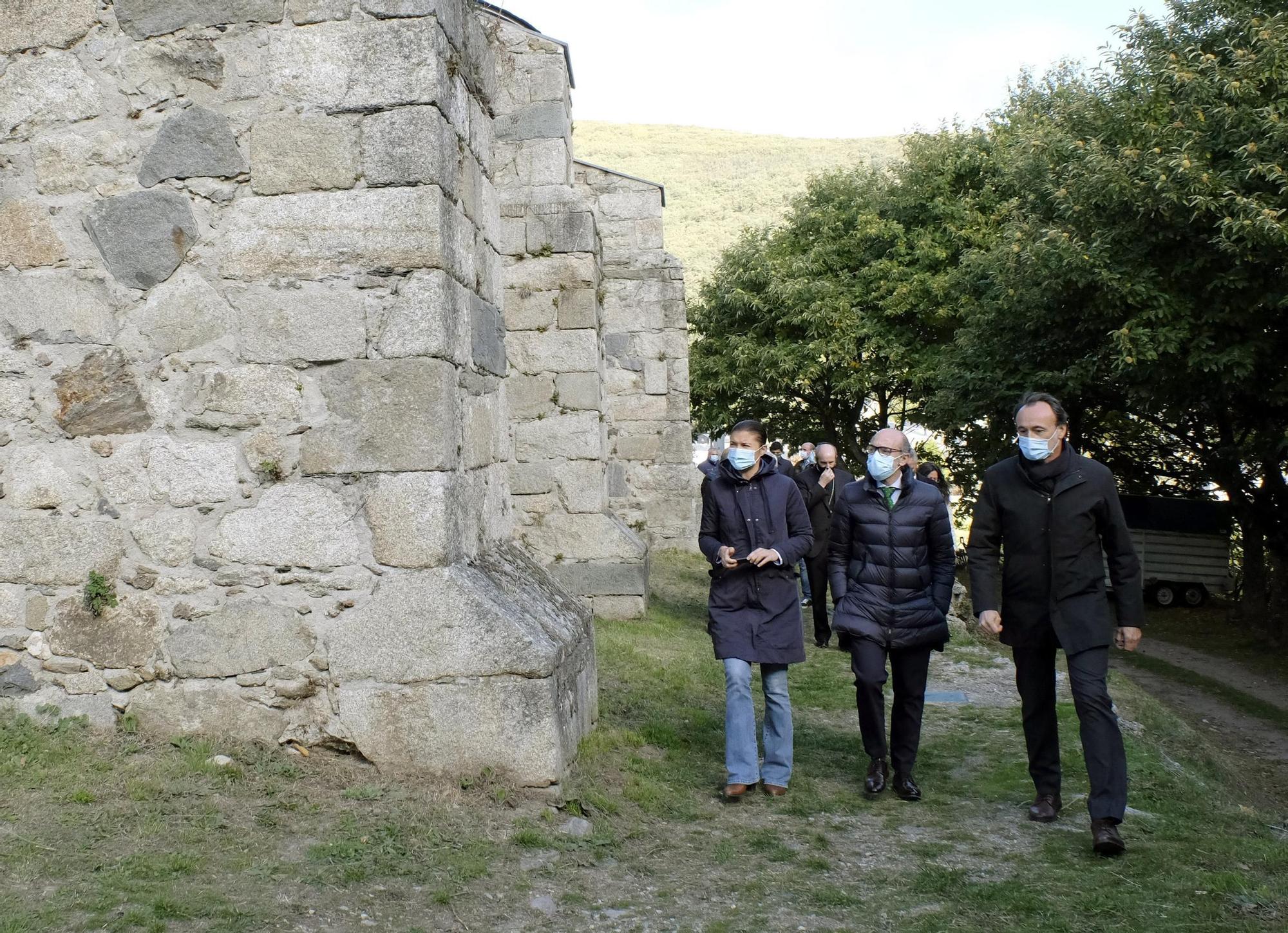 Visita institucional al Monasterio de San Martín de Castañeda